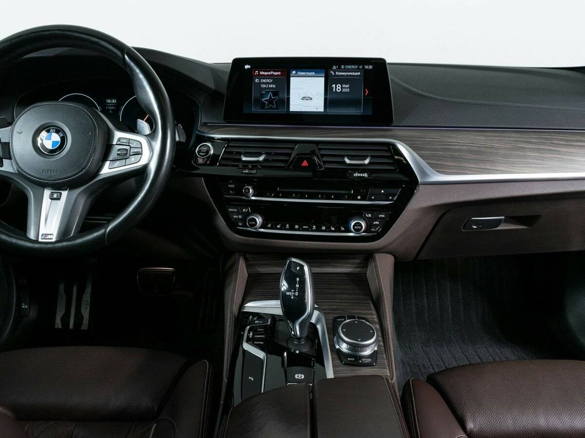 Купить BMW 5 серии 530d xDrive, 2018, 110 250 км, фото №10