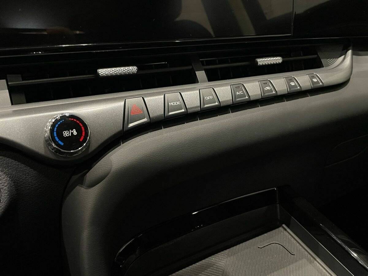 Купить FAW Bestune T55, 2023, 10 км, фото №10