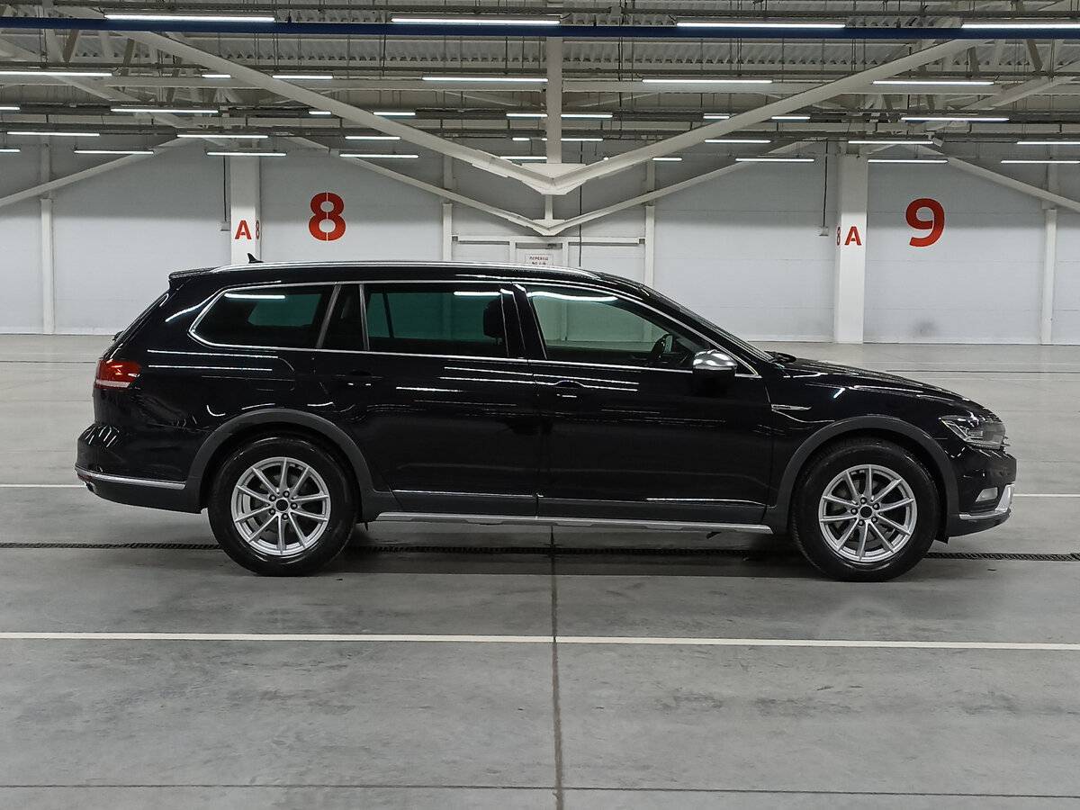 Купить Volkswagen Passat Alltrack, 2018, 130 479 км, фото №4