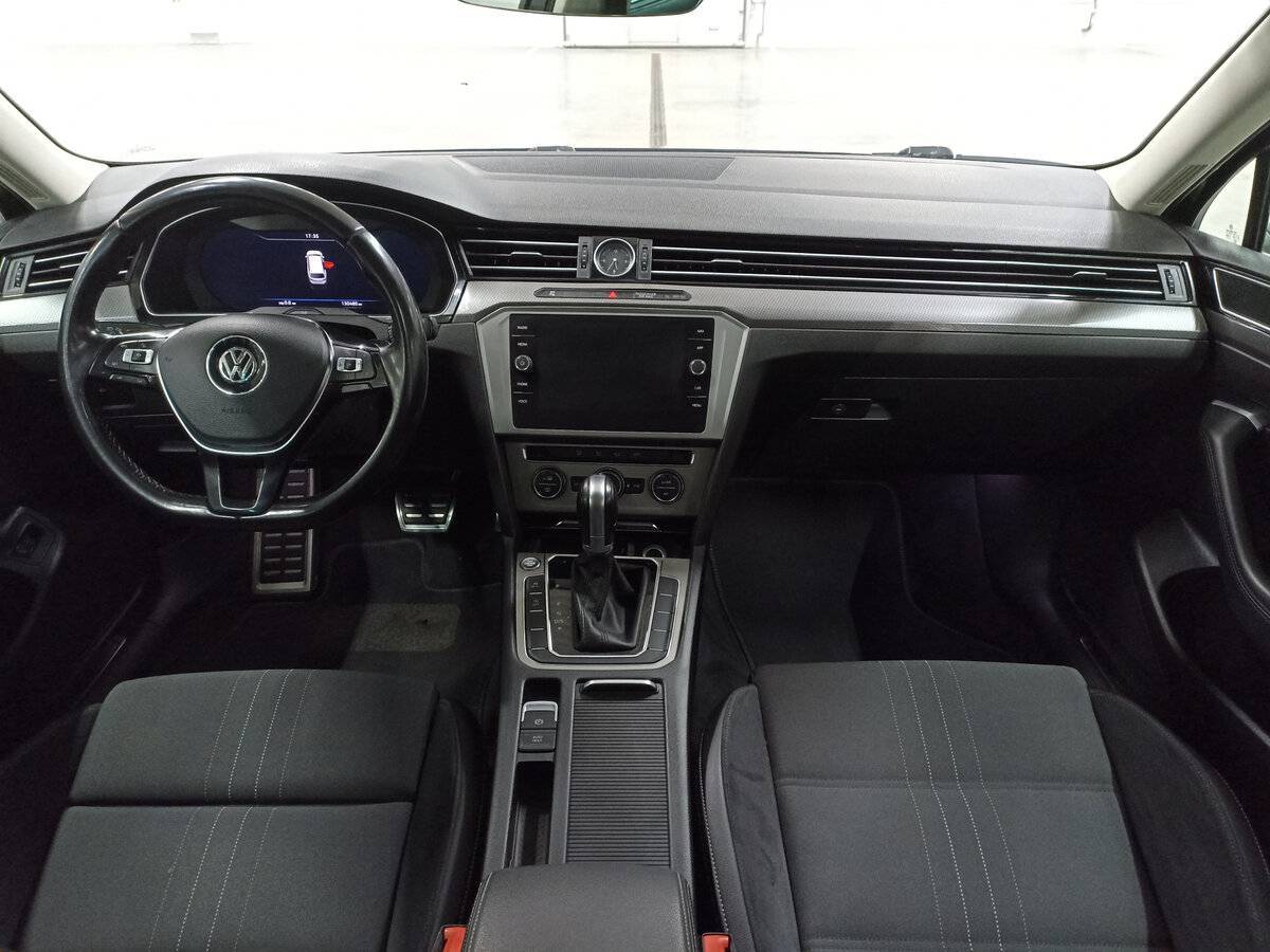 Купить Volkswagen Passat Alltrack, 2018, 130 479 км, фото №14