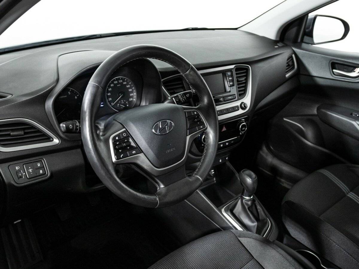 Купить Hyundai Solaris, 2017, 21 249 км, фото №11