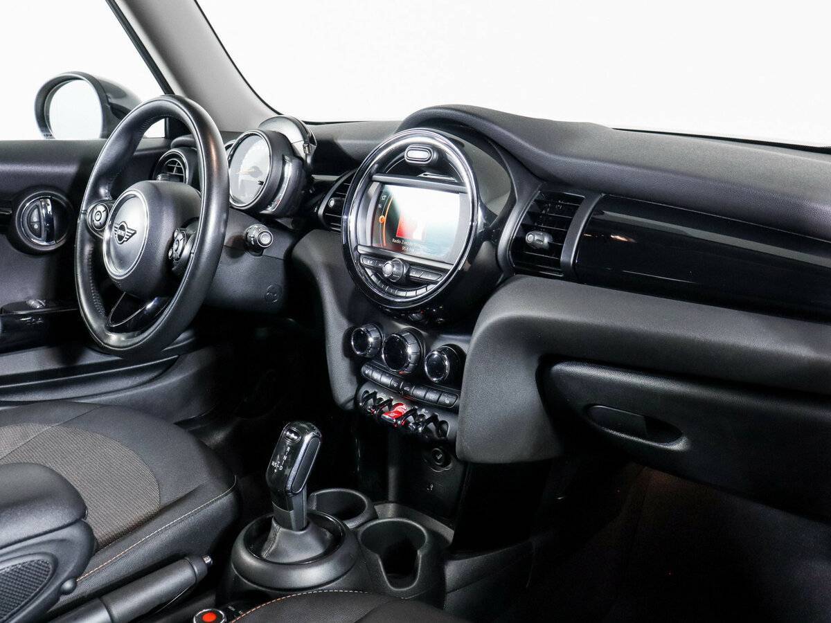Купить Mini Hatch Cooper, 2019, 58 907 км, фото №9