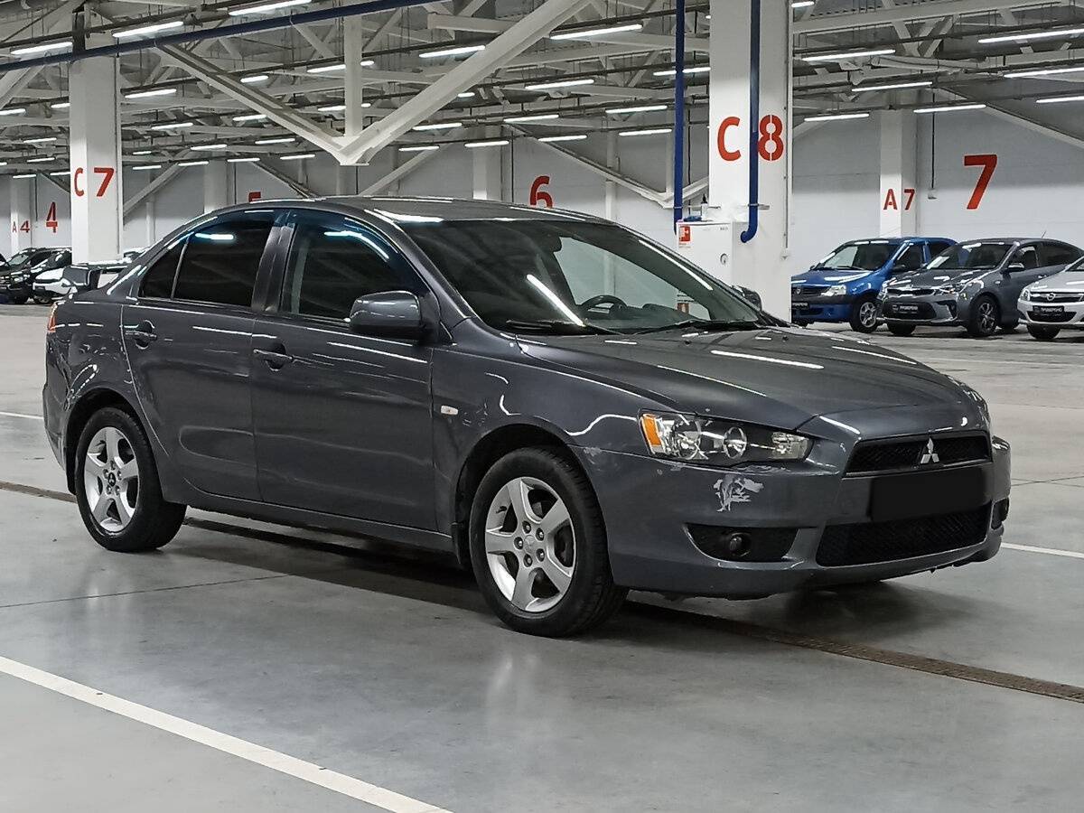 Mitsubishi Lancer