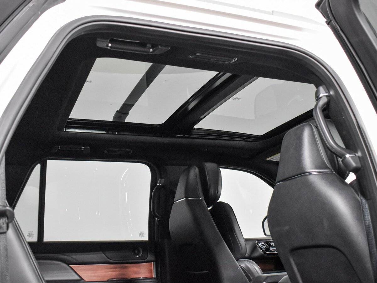 Купить Lincoln Navigator L, 2018, 34 389 км, фото №26