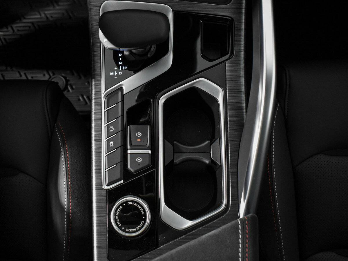 Купить Geely Tugella, 2024, 5 376 км, фото №10