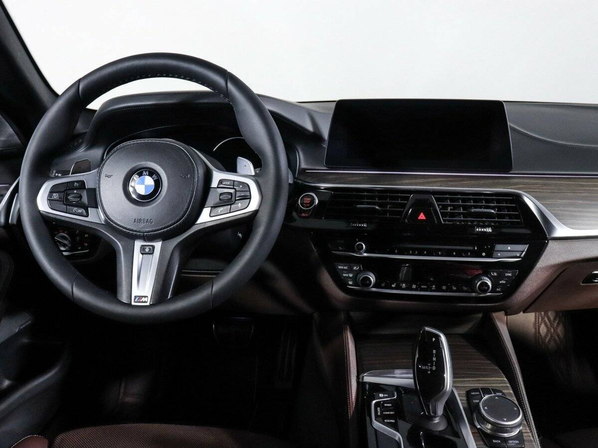 Купить BMW 5 серии 530d xDrive, 2018, 71 290 км, фото №12