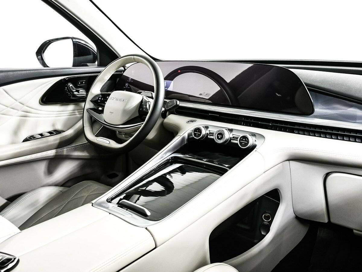 Купить Exeed RX, 2023, 26 245 км, фото №9