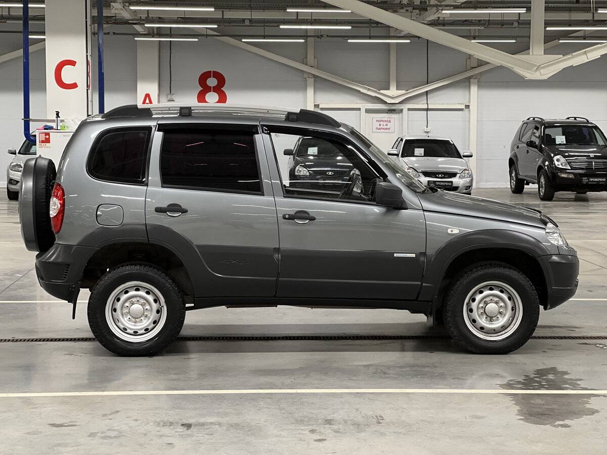 Купить Chevrolet Niva, 2013, 168 387 км, фото №4