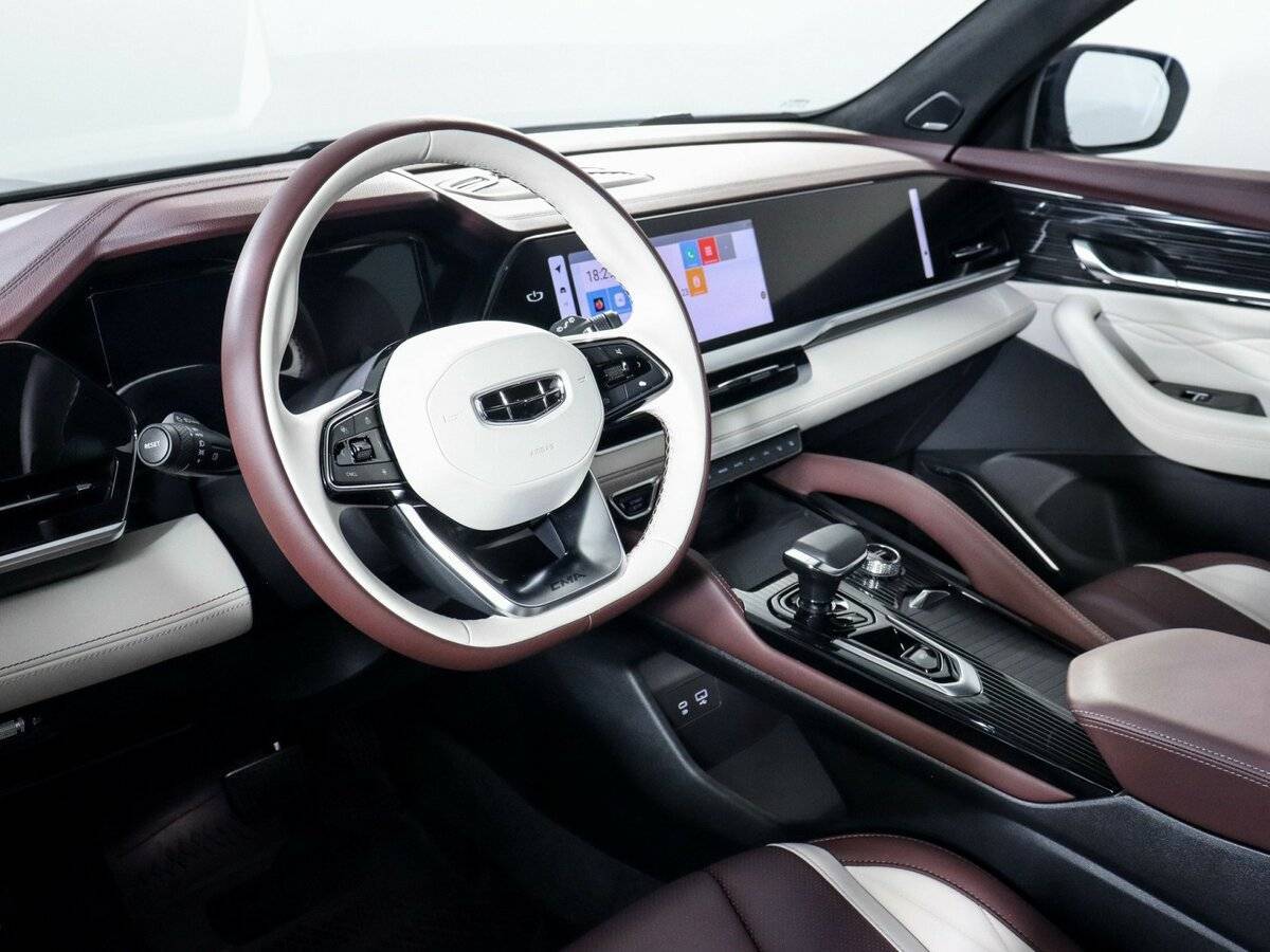 Купить Geely Monjaro, 2023, 2 991 км, фото №14