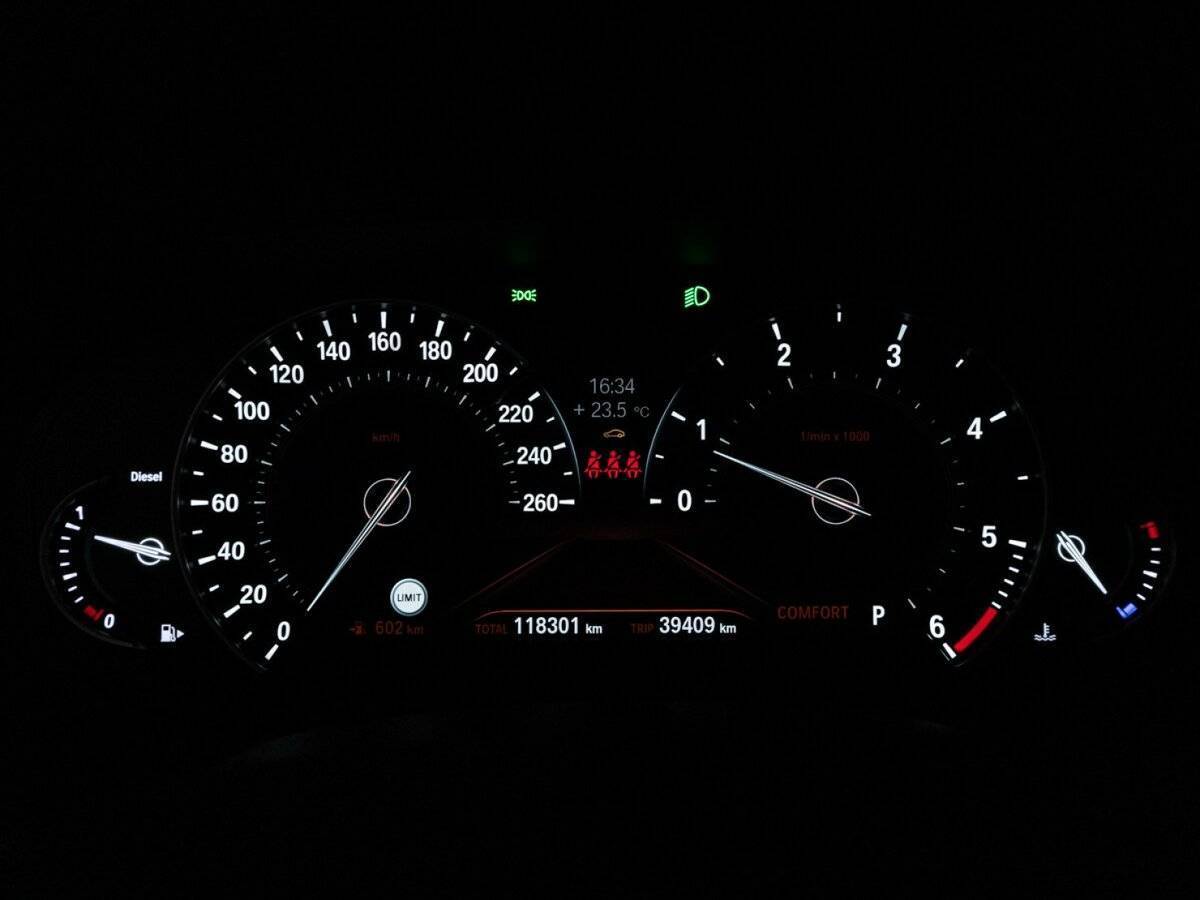 Купить BMW 3 серии 320d, 2019, 117 005 км, фото №12