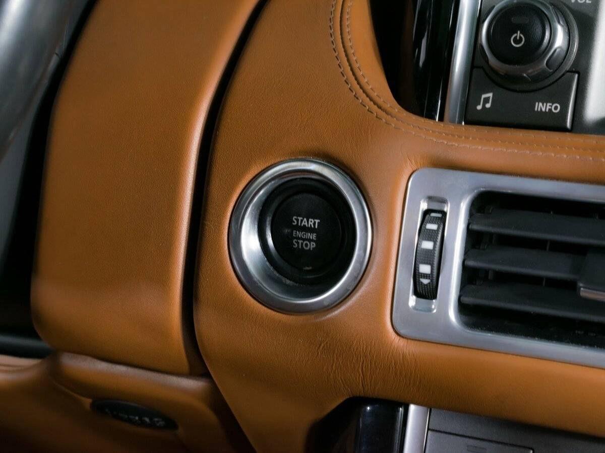 Купить Land Rover Range Rover, 2011, 129 188 км, фото №18