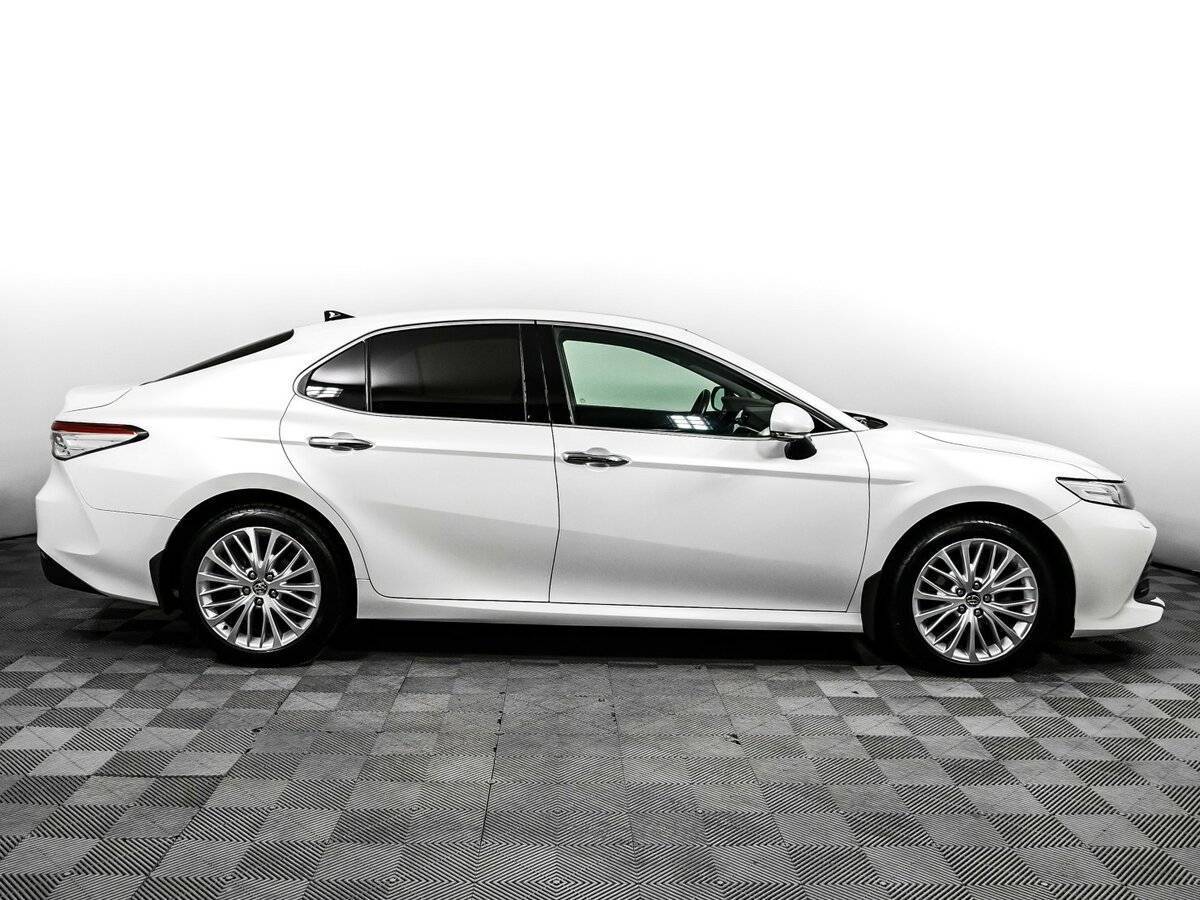 Купить Toyota Camry, 2019, 193 937 км, фото №4