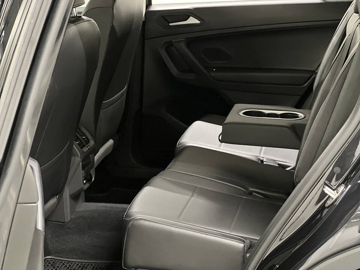 Купить Volkswagen Tiguan Allspace, 2020, 79 001 км, фото №12