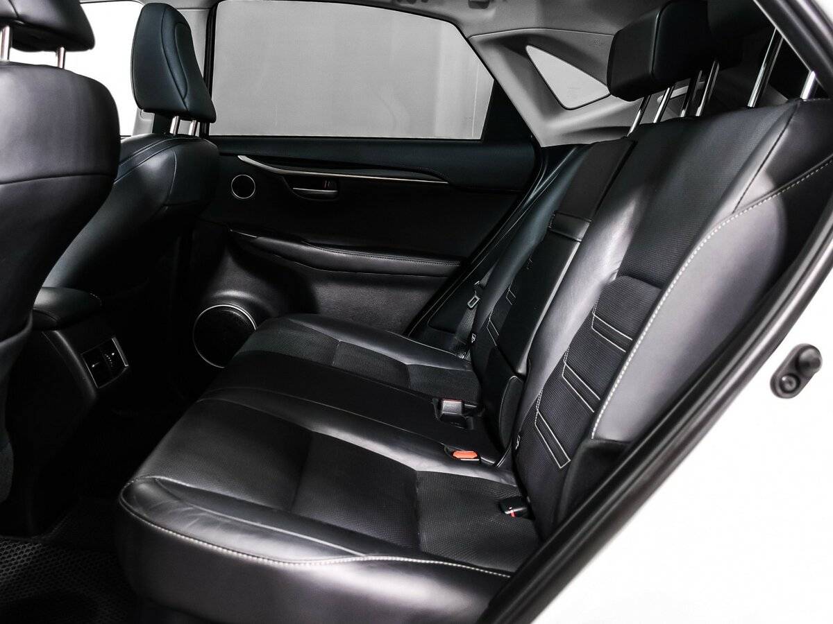 Купить Lexus NX 200t, 2015, 114 805 км, фото №13