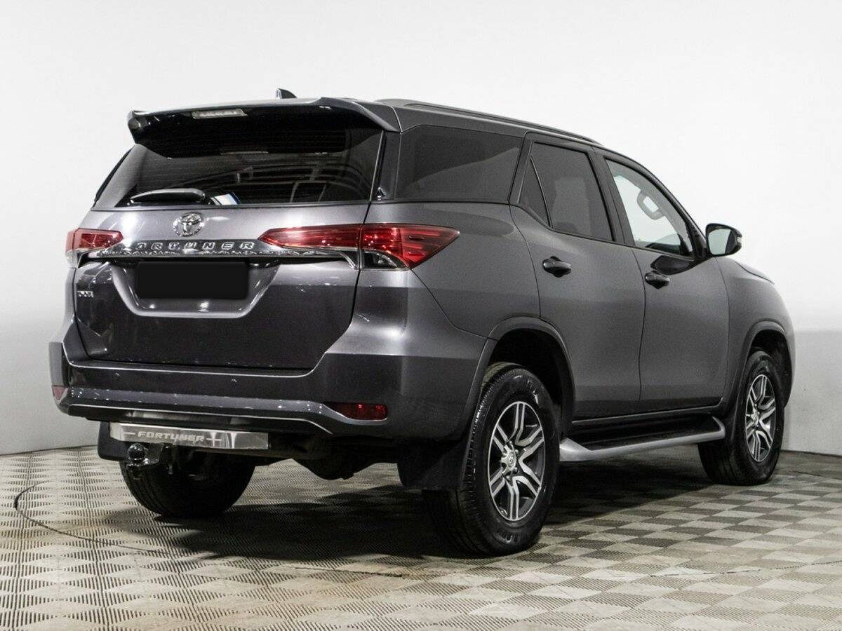 Купить Toyota Fortuner, 2017, 125 276 км, фото №4