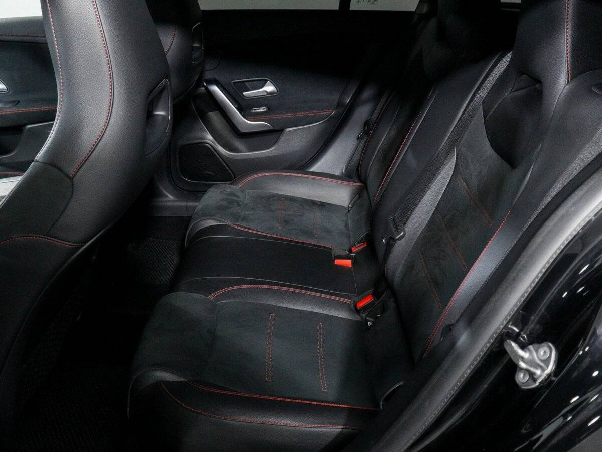 Купить Mercedes-Benz CLA 200, 2019, 31 090 км, фото №10