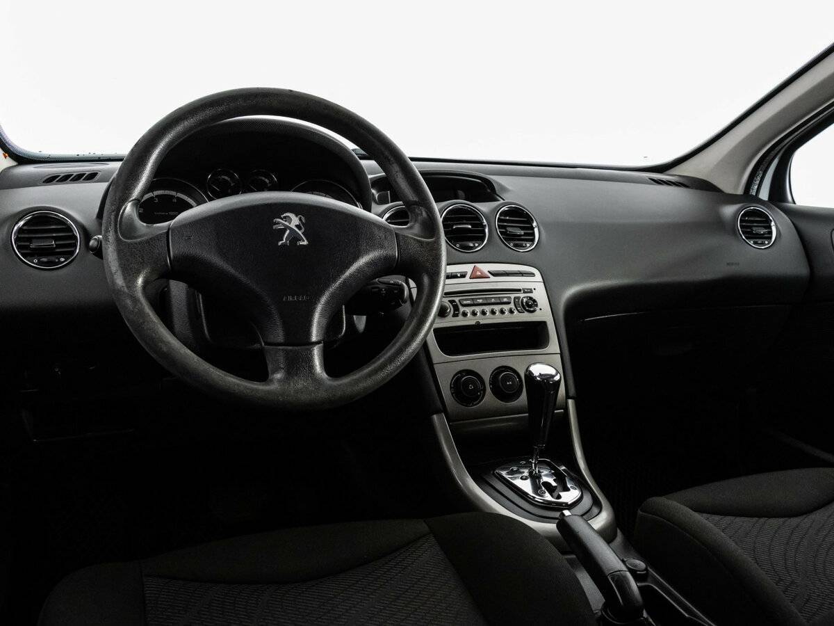 Купить Peugeot 308, 2012, 131 351 км, фото №9