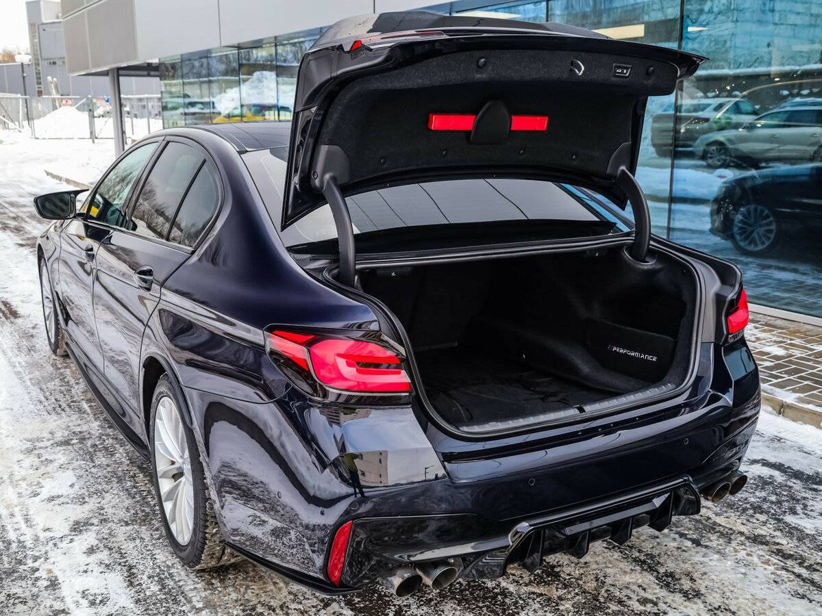 Купить BMW 5 серии 520d xDrive, 2021, 124 100 км, фото №9