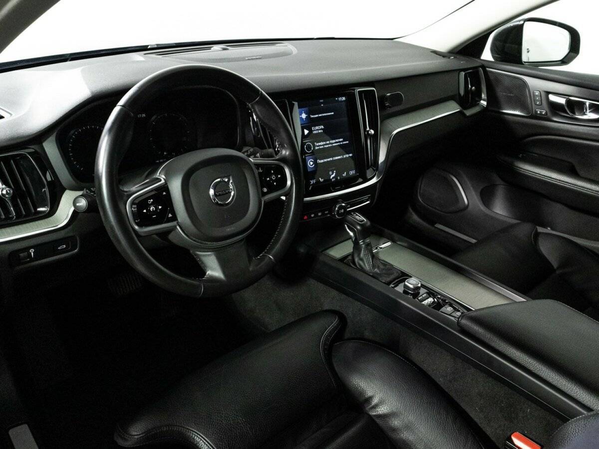 Купить Volvo V60 Cross Country, 2019, 149 126 км, фото №11