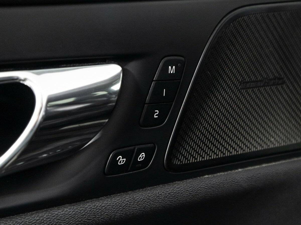 Купить Volvo V60 Cross Country, 2019, 149 126 км, фото №22