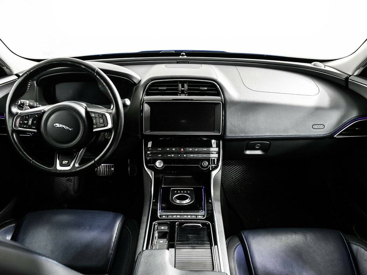 Купить Jaguar XE, 2018, 78 867 км, фото №11