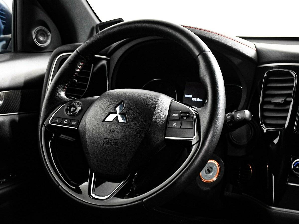 Купить Mitsubishi Outlander, 2020, 100 600 км, фото №11