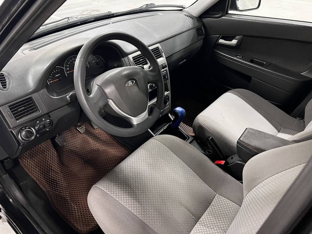 Купить Lada (ВАЗ) Priora, 2013, 183 137 км, фото №16