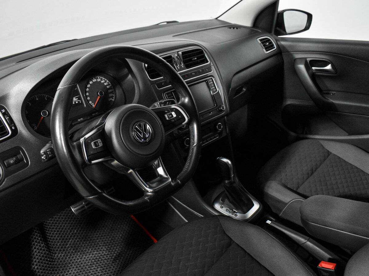 Купить Volkswagen Polo, 2018, 99 895 км, фото №9