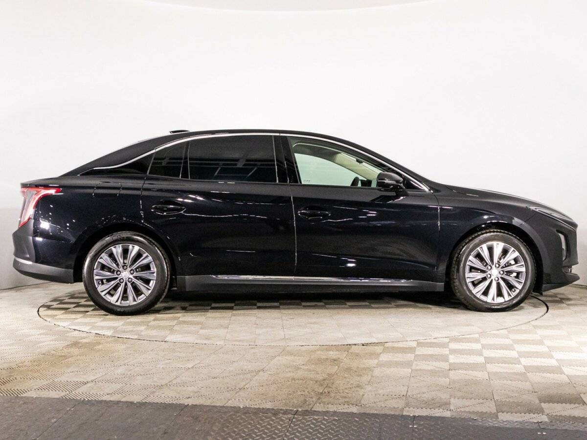 Купить Hongqi E-QM5 54 kWh, 2022, 10 974 км, фото №4