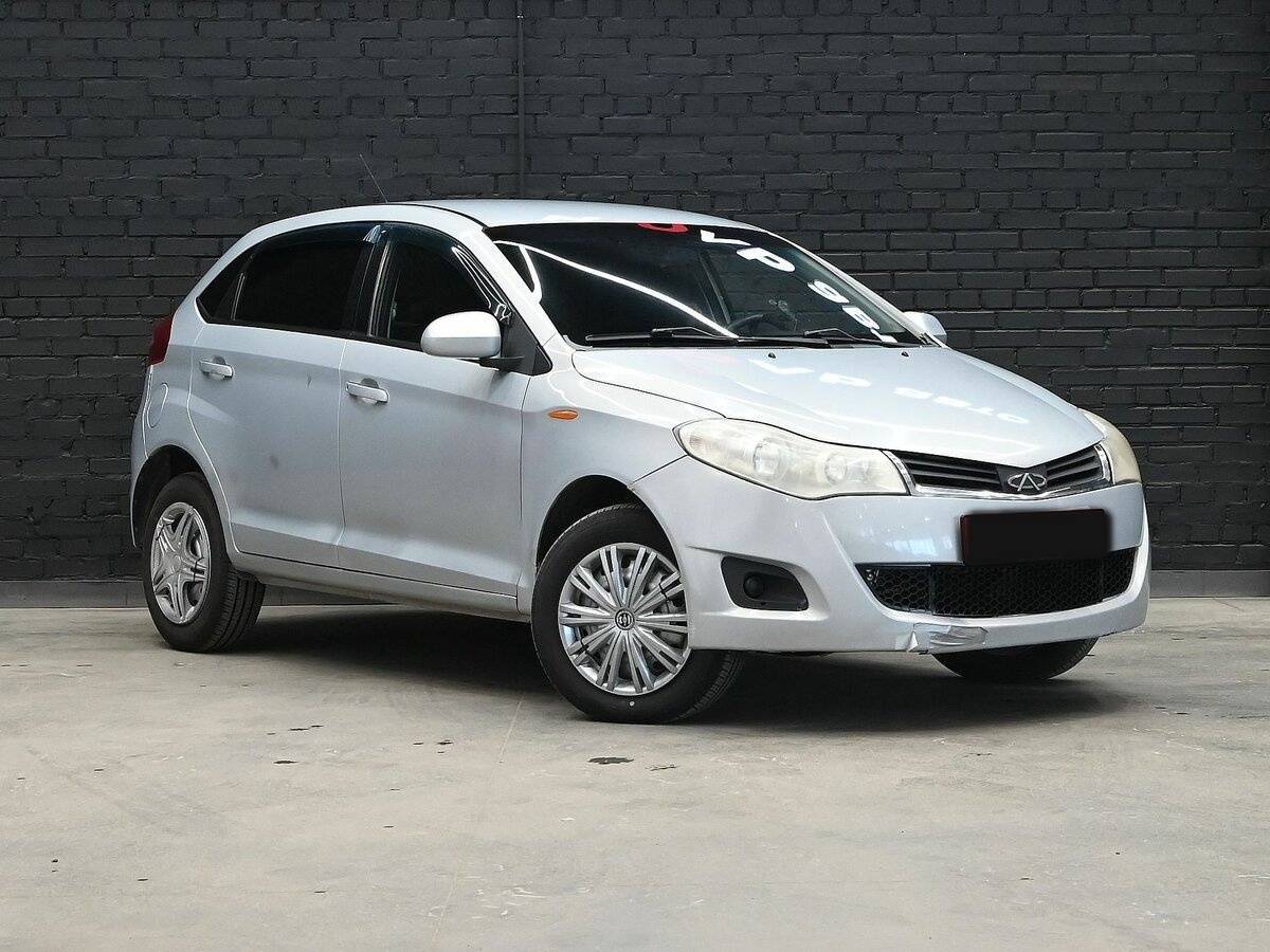 Chery Very (A13)
