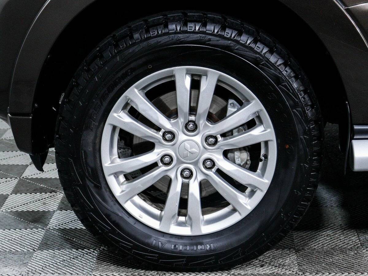 Купить Mitsubishi Pajero, 2017, 93 675 км, фото №12