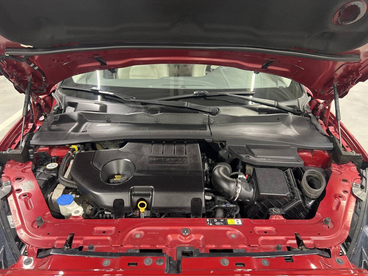 Купить Jaguar E-Pace, 2018, 171 611 км, фото №9