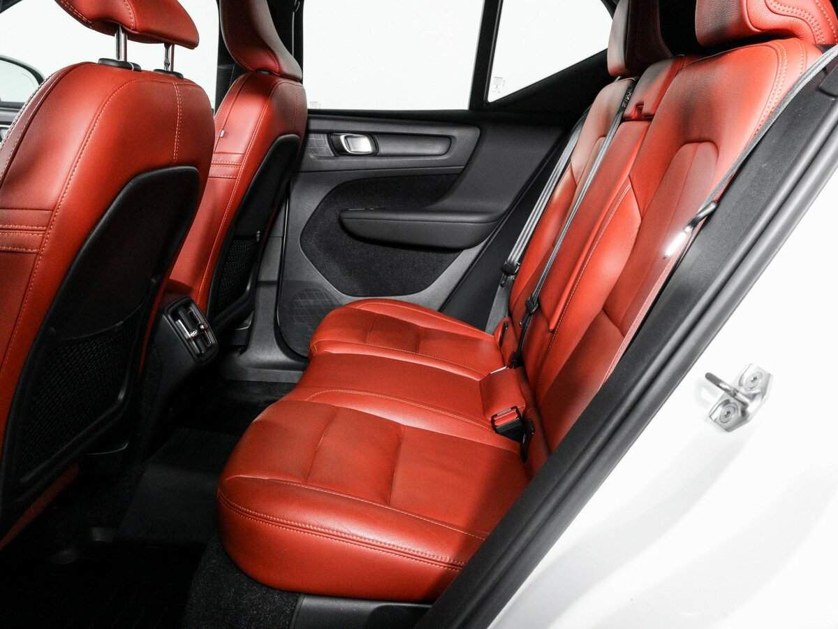 Купить Volvo XC40, 2020, 69 809 км, фото №10