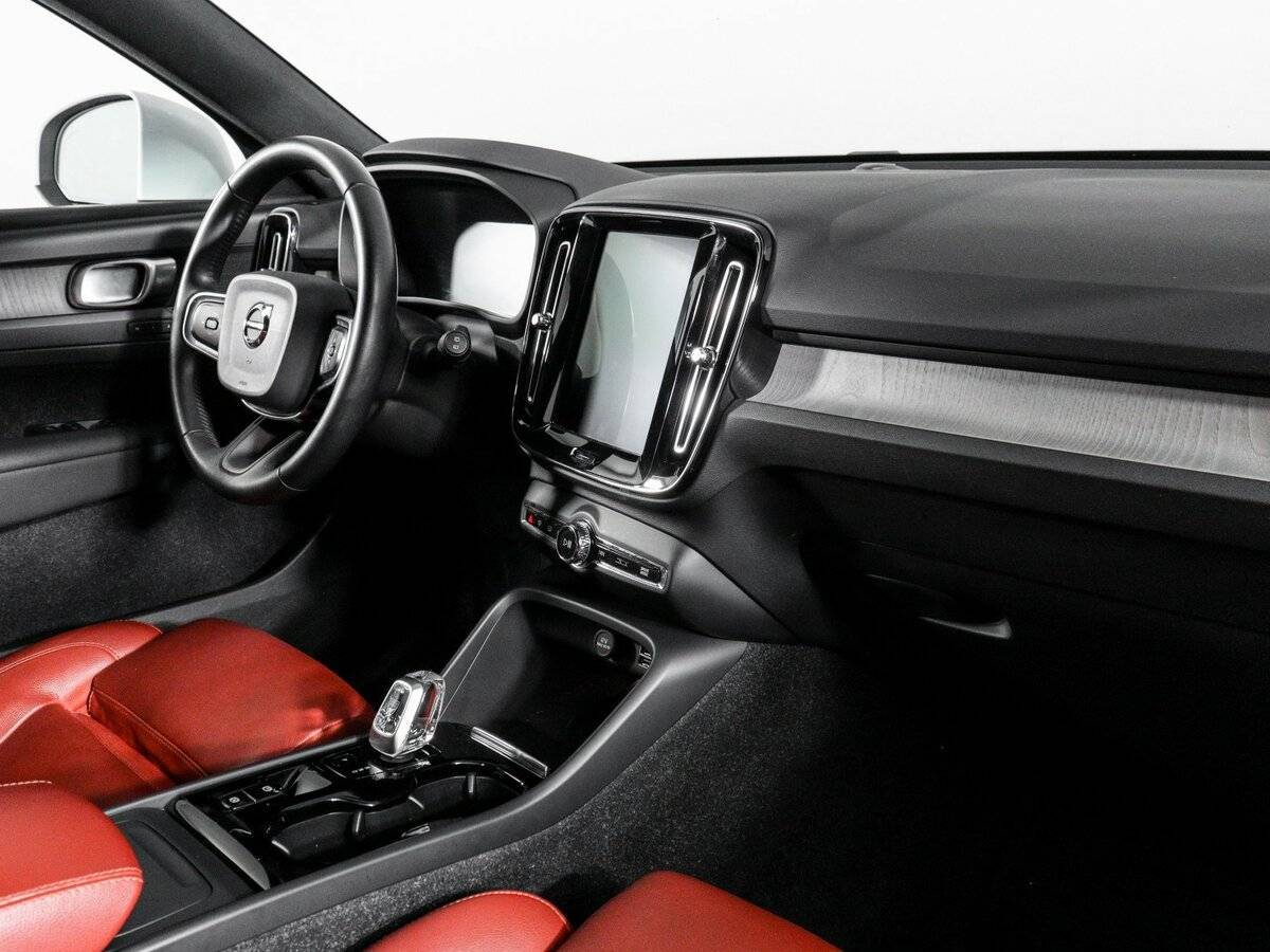 Купить Volvo XC40, 2020, 69 809 км, фото №12