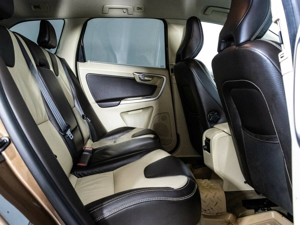 Купить Volvo XC60, 2011, 211 686 км, фото №16