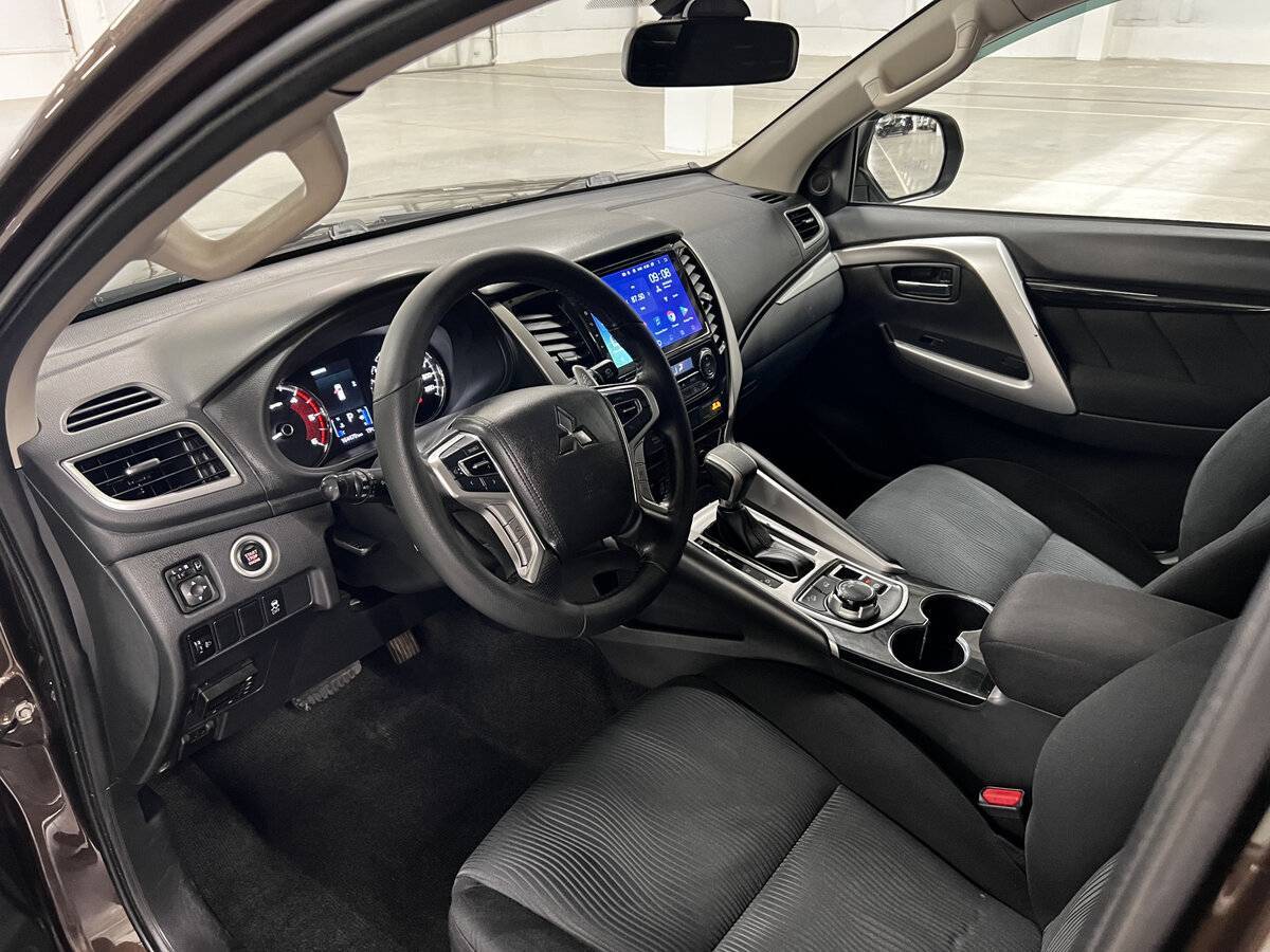 Купить Mitsubishi Pajero Sport, 2018, 164 471 км, фото №15