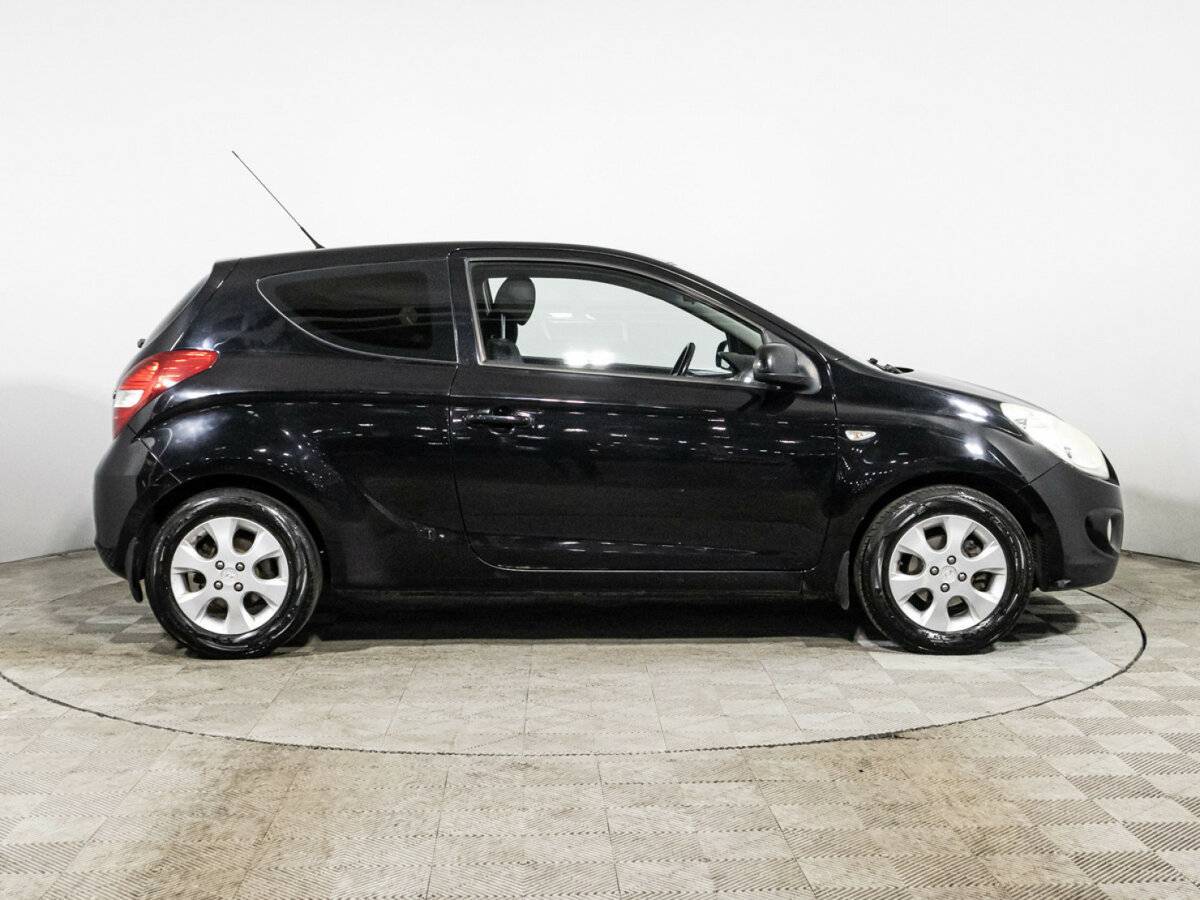 Купить Hyundai i20, 2009, 169 282 км, фото №4