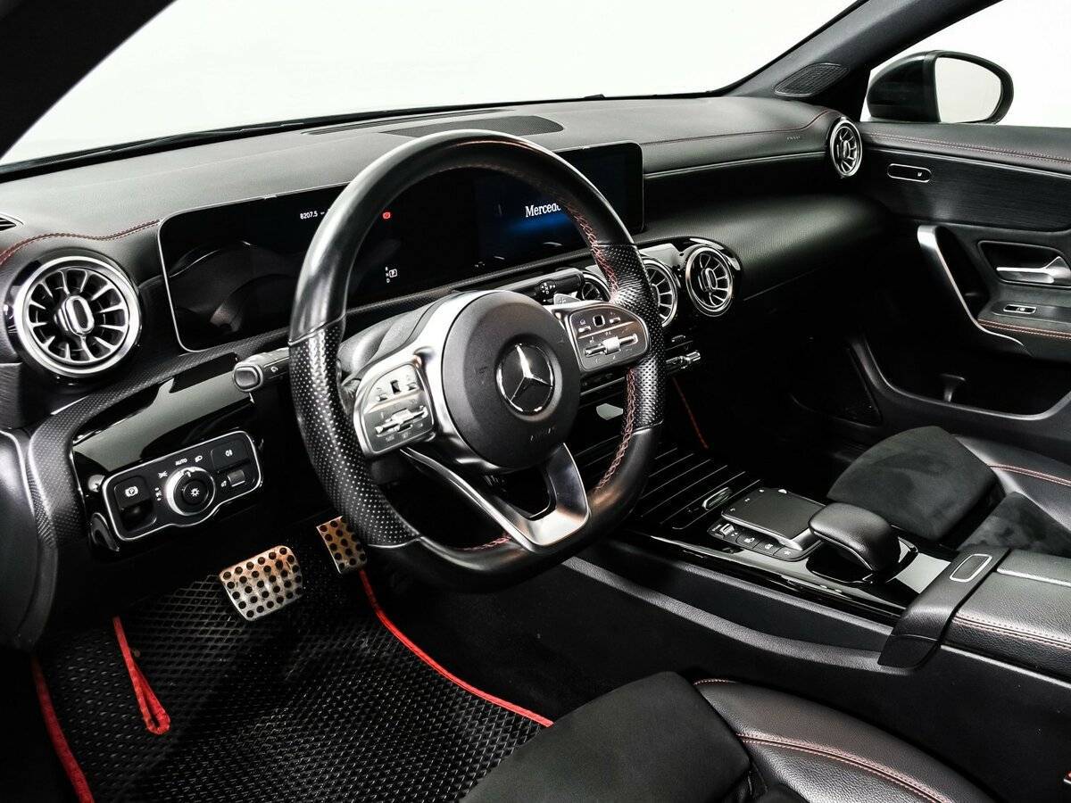 Купить Mercedes-Benz CLA 180, 2019, 89 726 км, фото №13