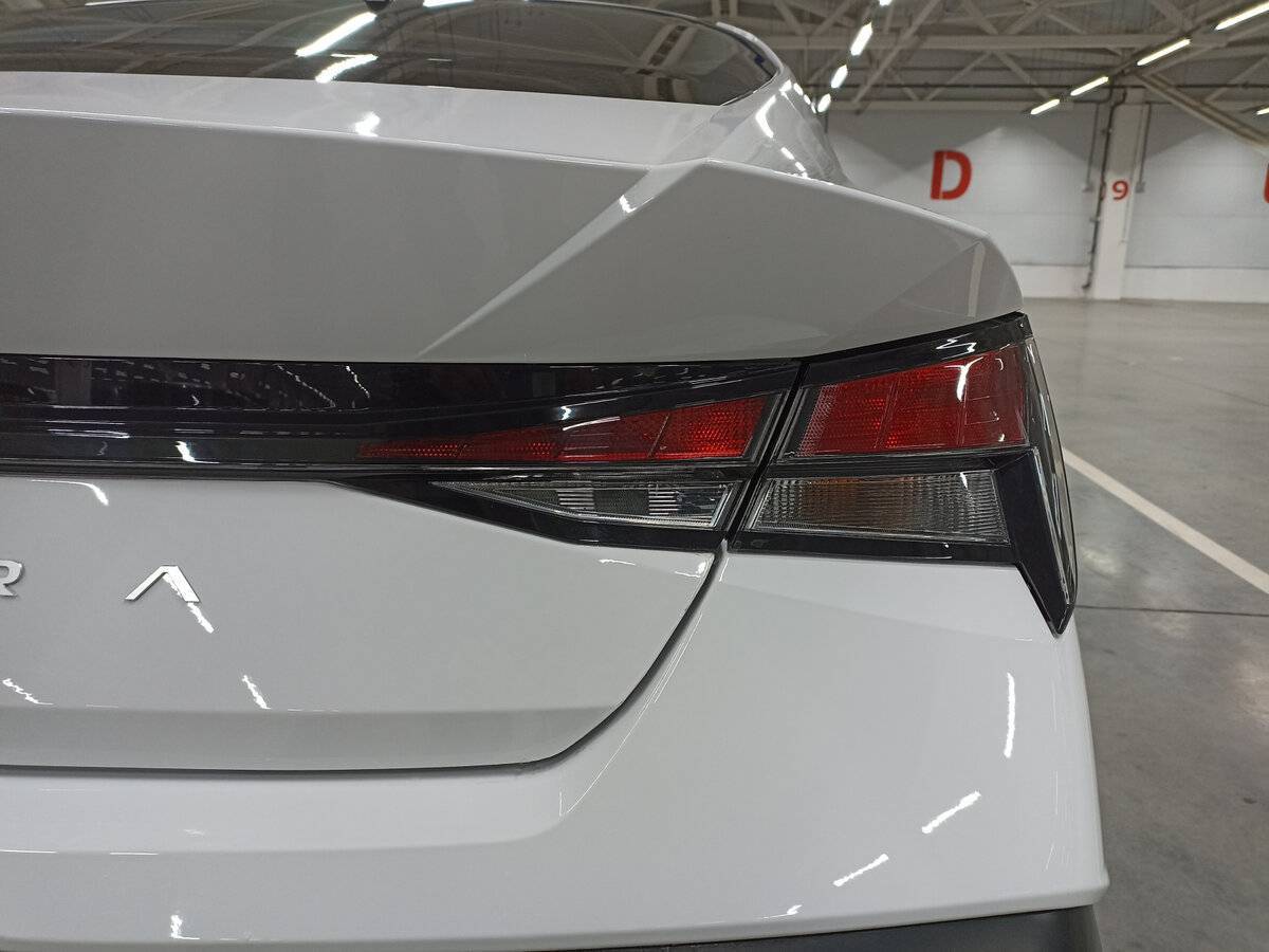 Купить Hyundai Elantra, 2023, 45 км, фото №9