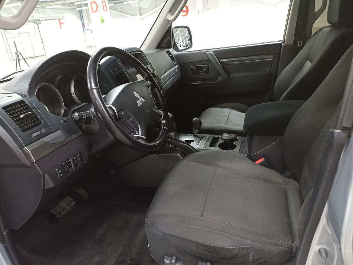 Купить Mitsubishi Pajero, 2011, 133 636 км, фото №16