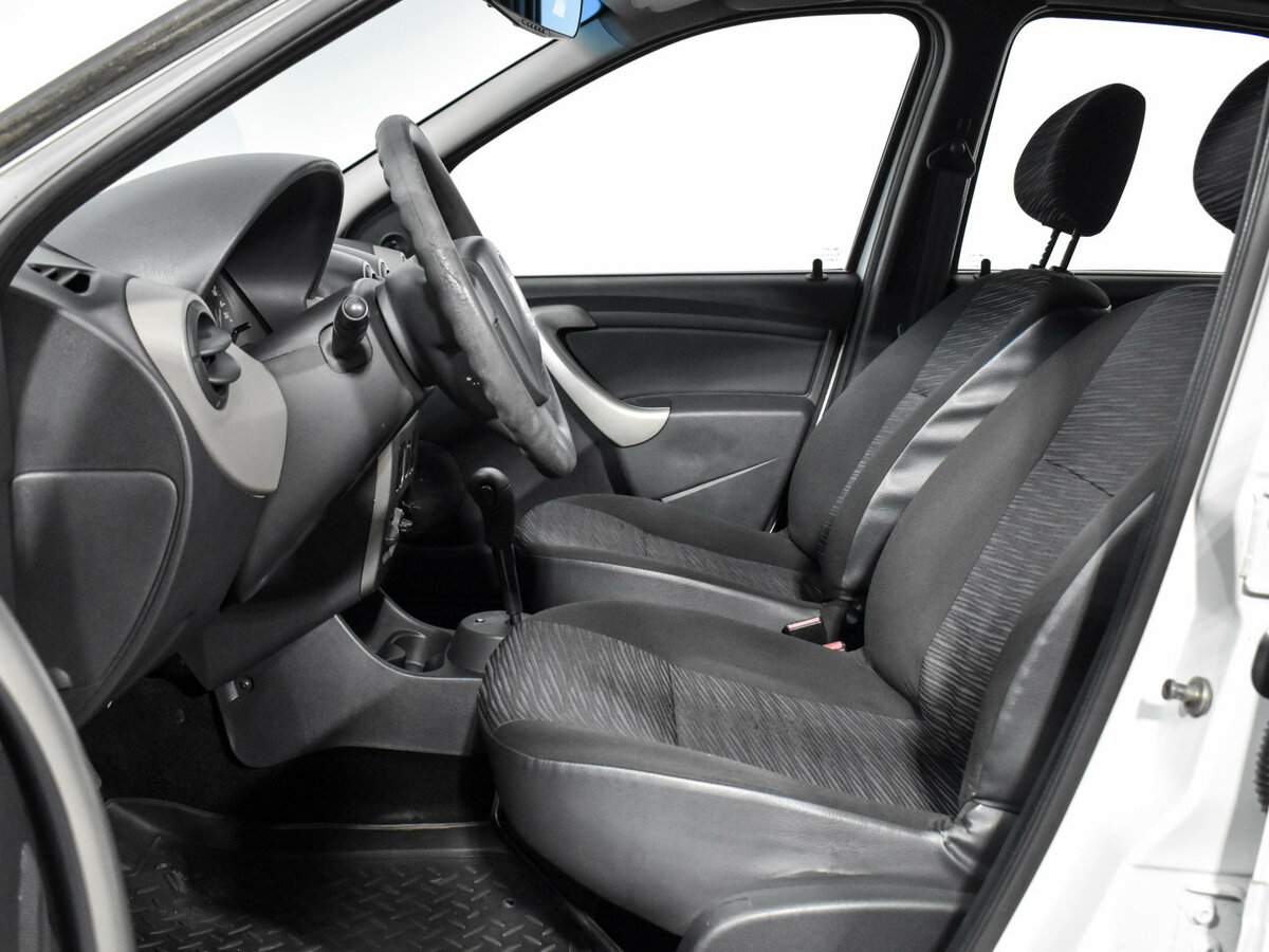 Купить Renault Logan, 2011, 200 000 км, фото №10