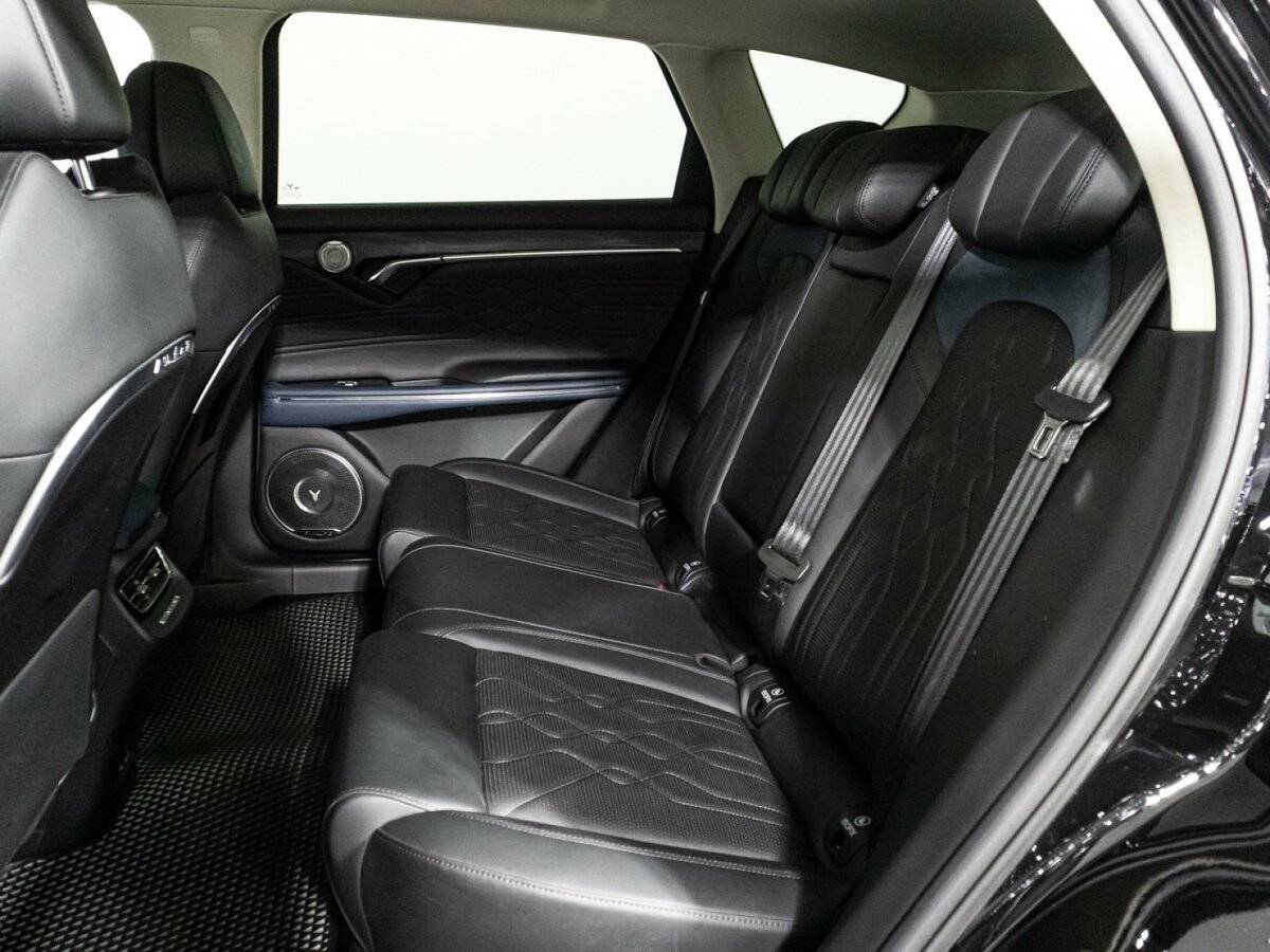 Купить Voyah Free EVR, 2022, 28 370 км, фото №10