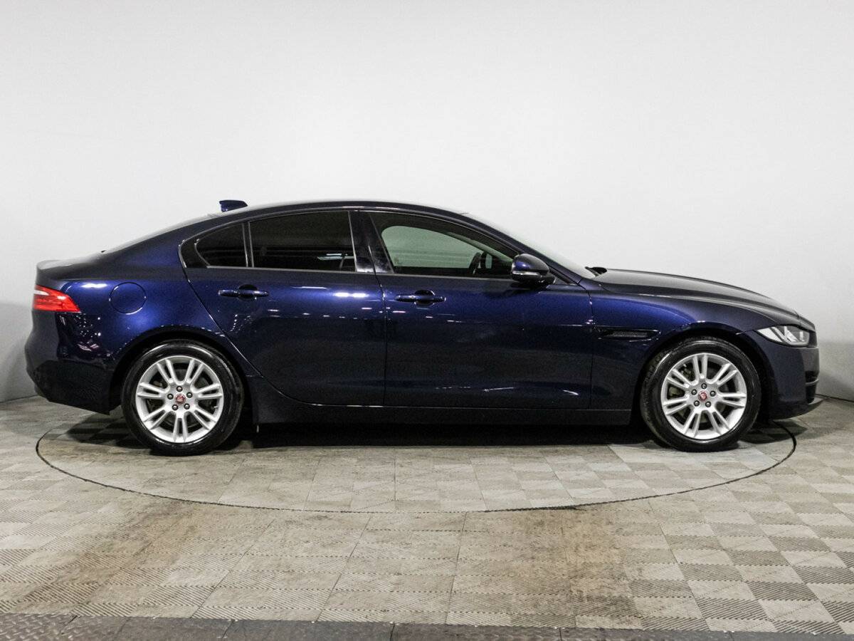 Купить Jaguar XE, 2016, 77 194 км, фото №4