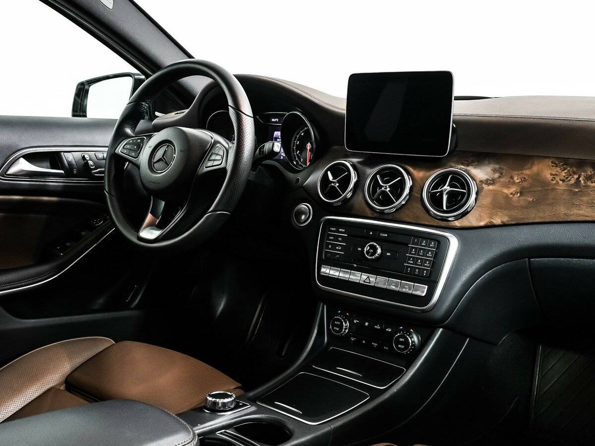 Купить Mercedes-Benz GLA 250, 2018, 16 797 км, фото №9
