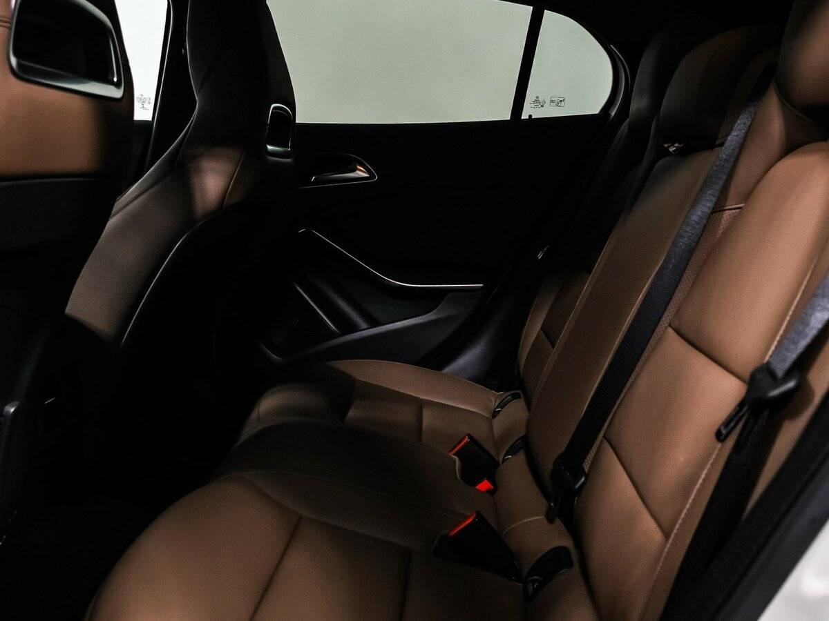 Купить Mercedes-Benz GLA 250, 2018, 16 797 км, фото №12