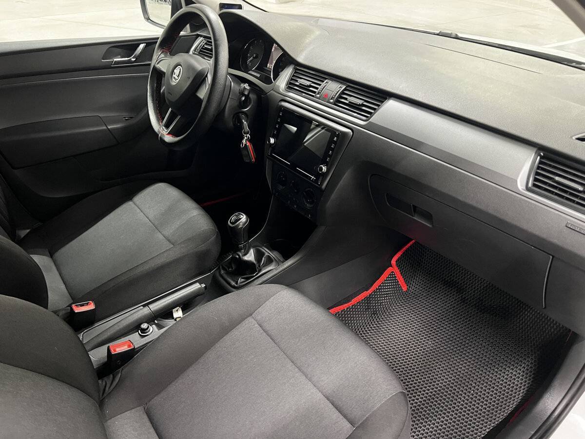 Купить Skoda Rapid, 2016, 140 891 км, фото №11