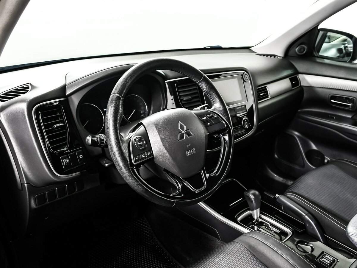 Купить Mitsubishi Outlander, 2018, 88 950 км, фото №13