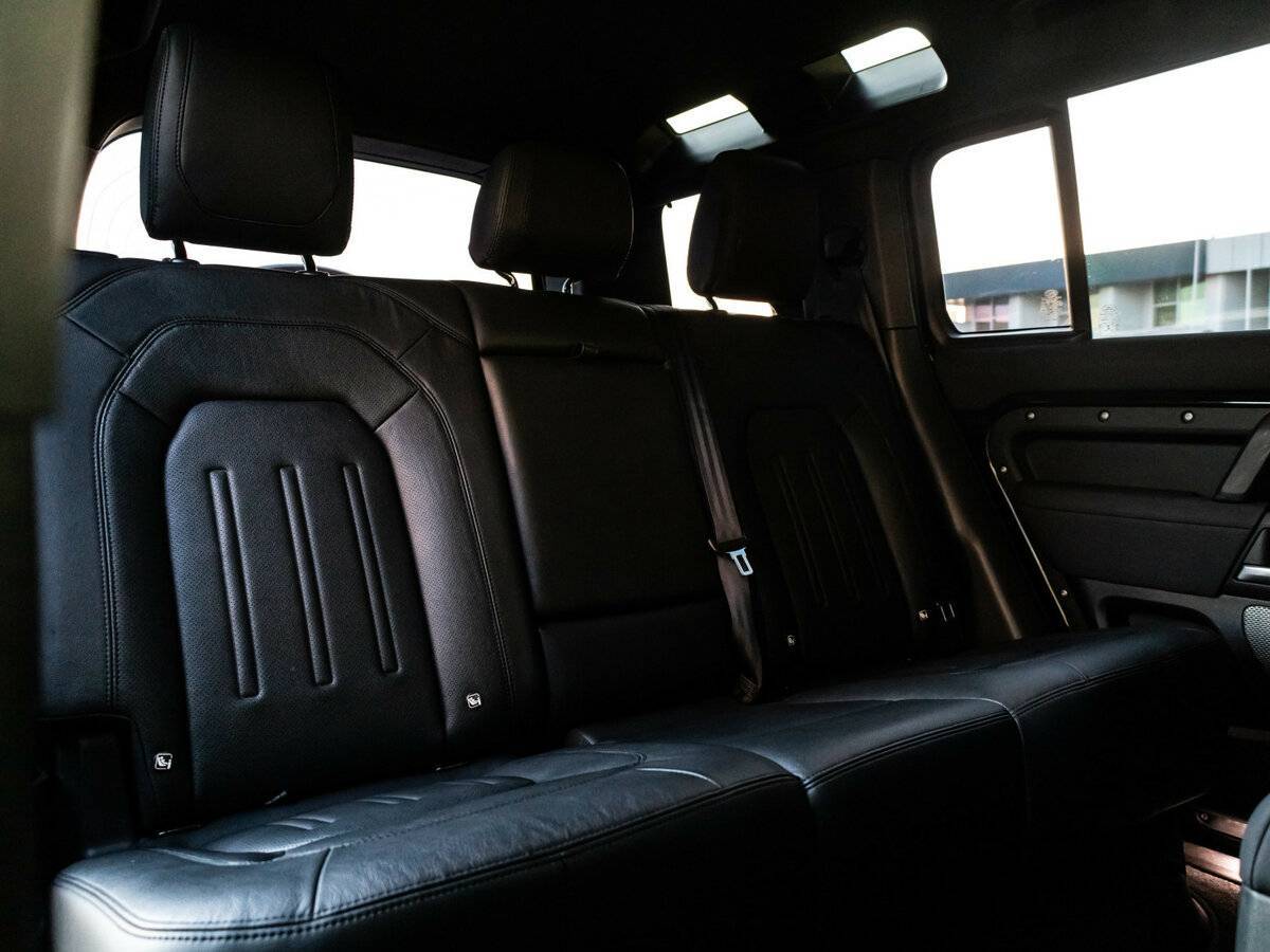 Купить Land Rover Defender 110, 2021, 60 783 км, фото №21