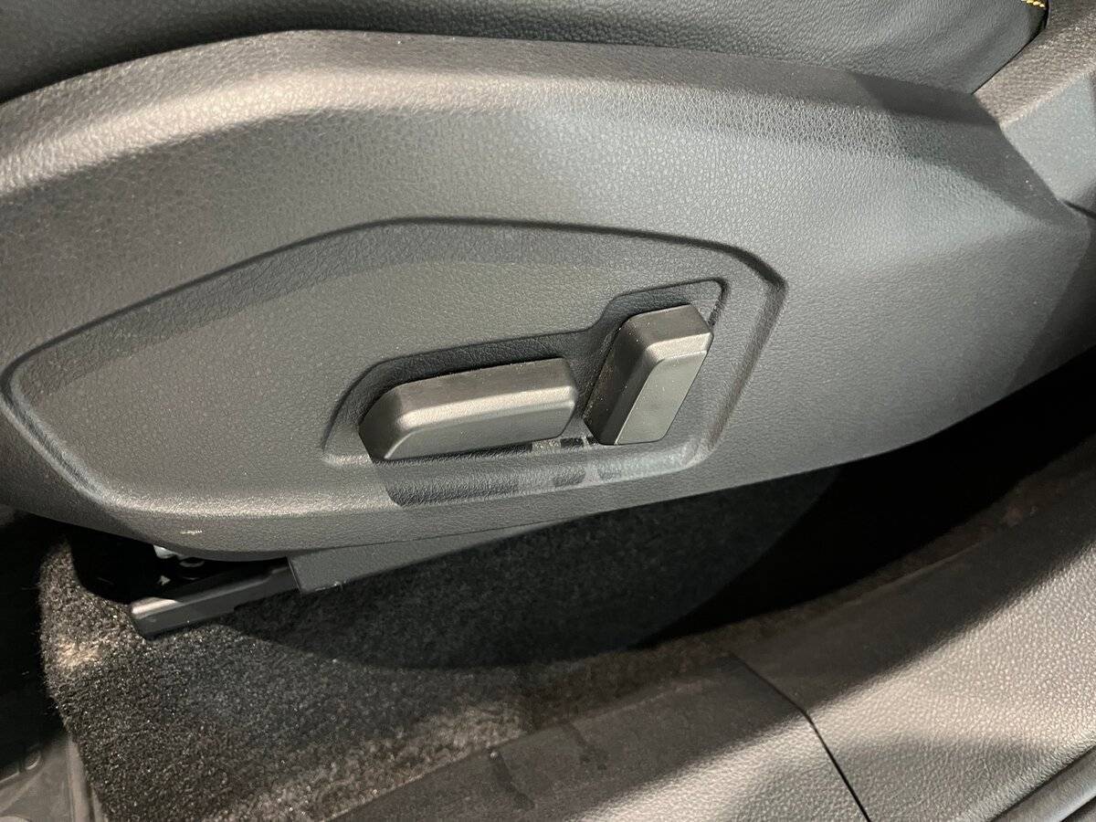 Купить FAW Bestune T77, 2022, 275 км, фото №12