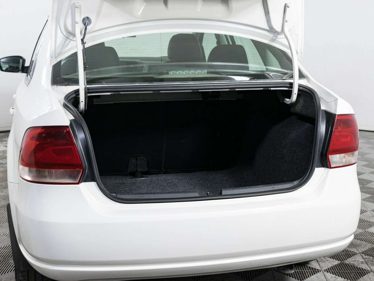 Купить Volkswagen Polo, 2011, 301 384 км, фото №7